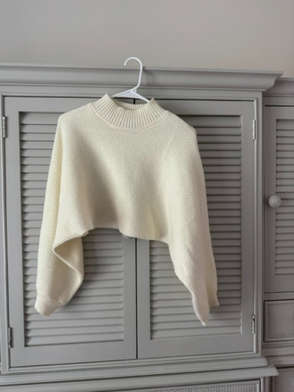 Cream Sweater Size M